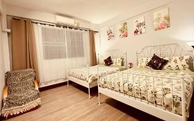 บ้านน้ำเพชรโฮสเทล